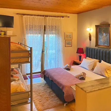 Maria Luxury 