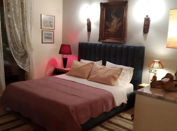 Maria Luxury 