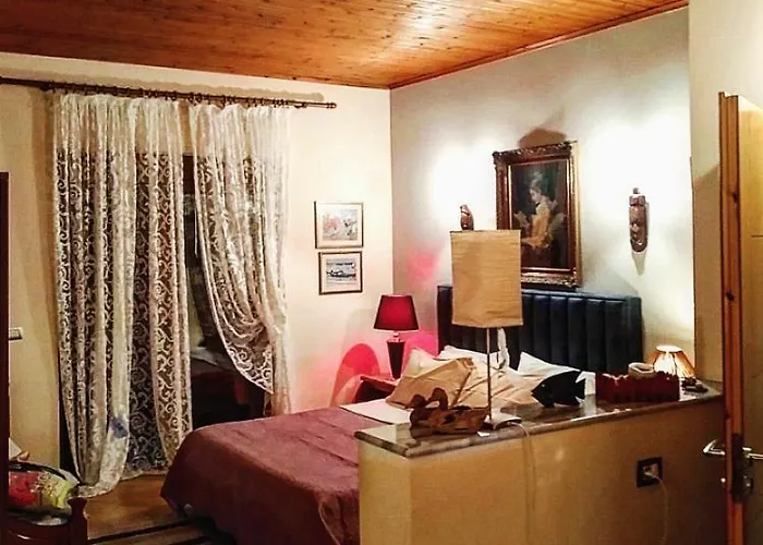 Maria Luxury 