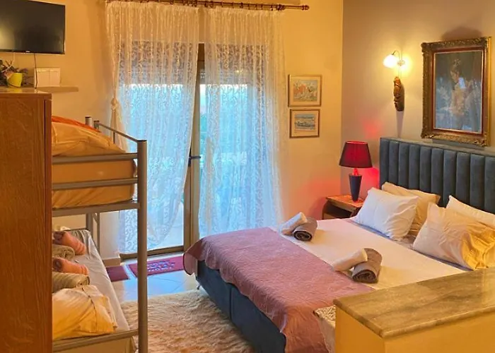 Maria Luxury 