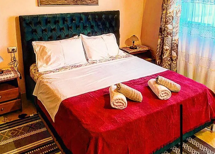 Maria Luxury 