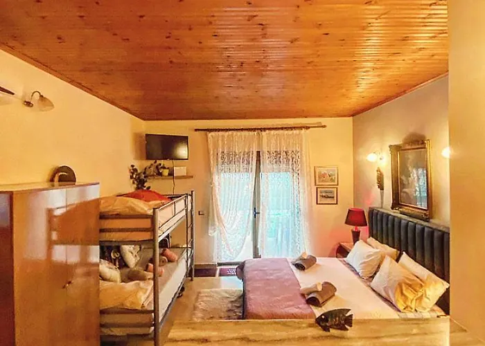 Maria Luxury 